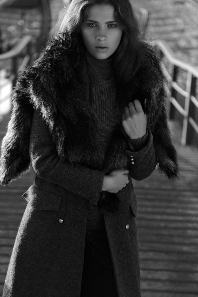 szara0801bw